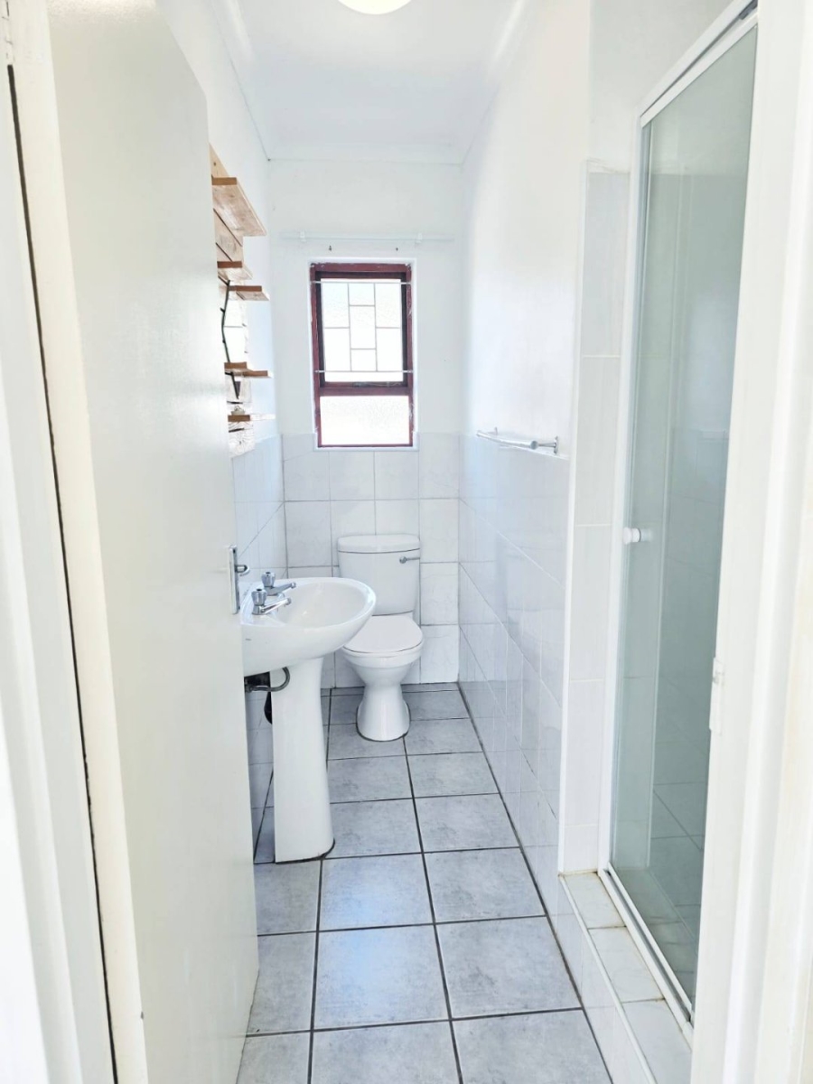 To Let 2 Bedroom Property for Rent in Kabega Park Eastern Cape